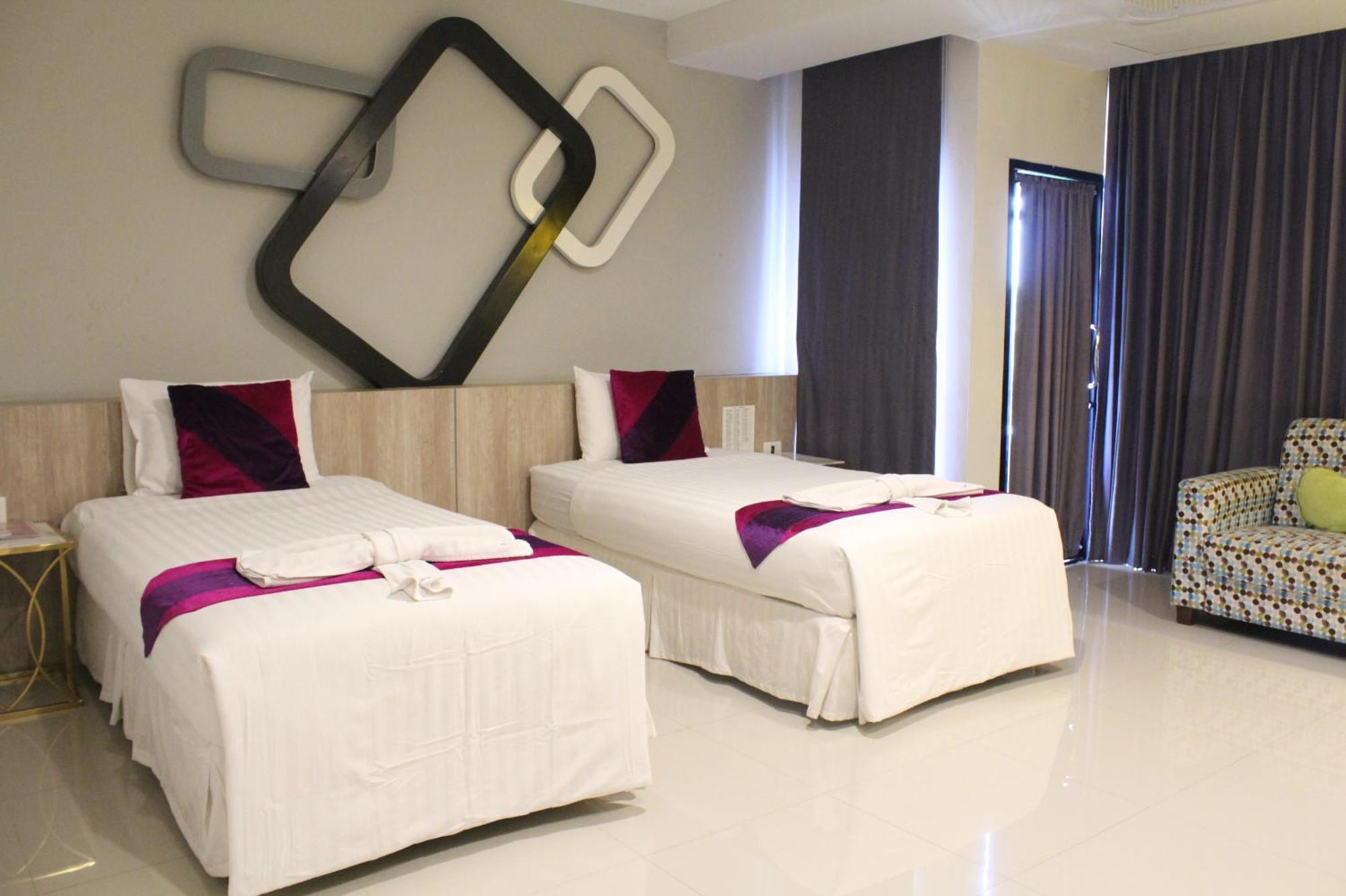 Phitsanulok United Hotel Екстериор снимка