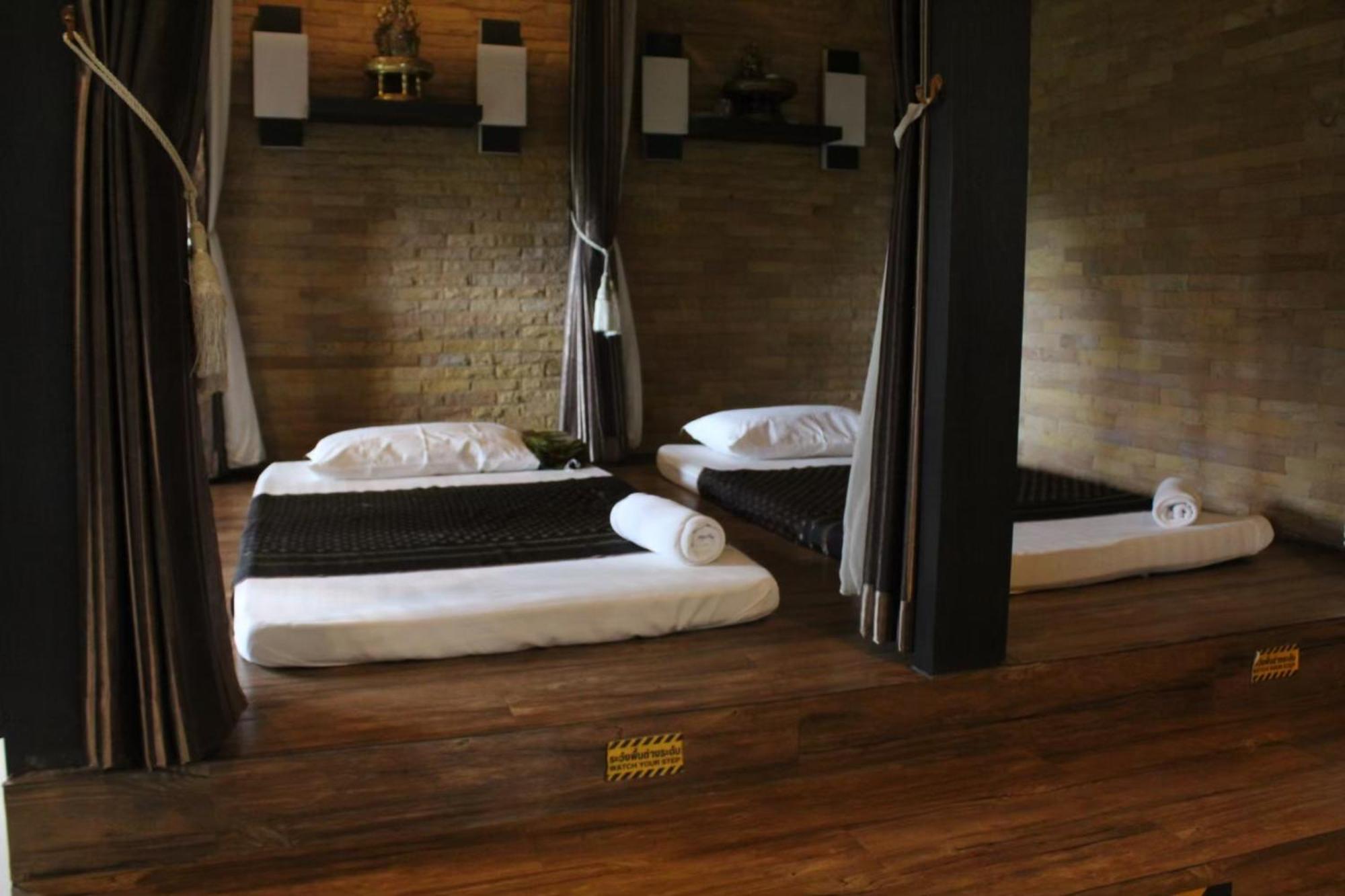 Phitsanulok United Hotel Екстериор снимка